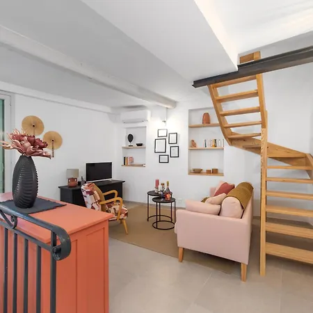 Holiday home Maison Vieux Chateau - Vue Mer Imprenable - Menton Vieille Ville Menton